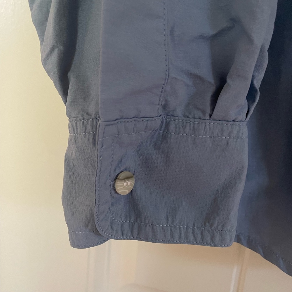 Sportsman Light Blue Button-Up Fishing Shirt - Picture 9 of 12